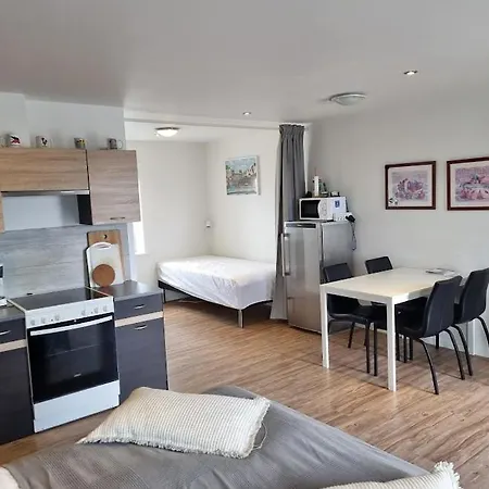 アパート Vestbjerg Apartments