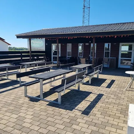 Vestbjerg Apartments アパート Vestbjerg