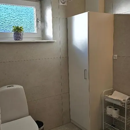 Vestbjerg Apartments شقة