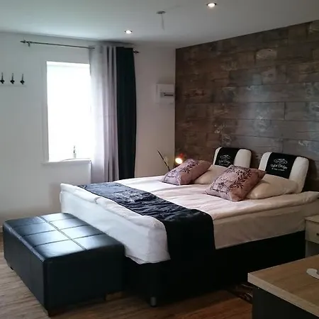 Vestbjerg Apartments アパート