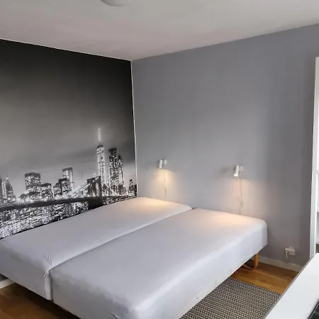 Vestbjerg Apartments アパート Vestbjerg