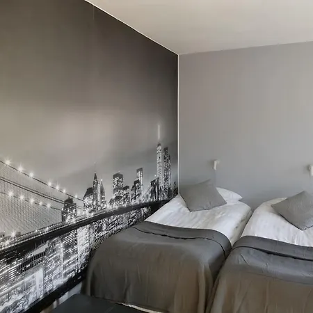 Vestbjerg Apartments アパート Vestbjerg